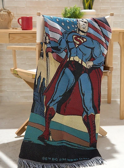 DC Comics Superman Retro Tapestry Throw — BoxLunch Exclusive