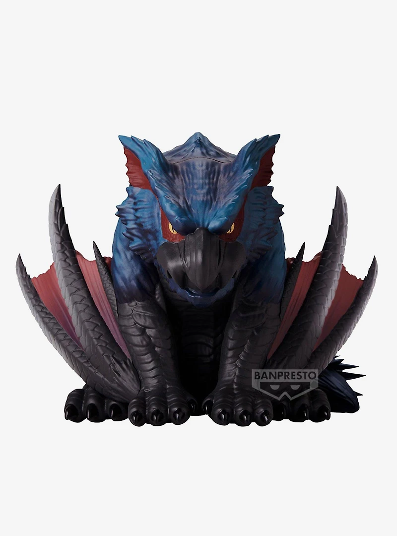 Bandai Namco Monster Hunter Enshrined Monsters Nargacuga Figure