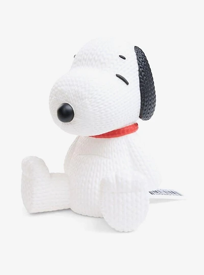 Handmade By Robots Peanuts Knit Series Snoopy Vinyl Figure