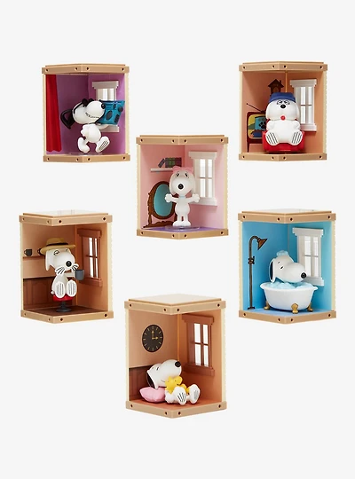 Peanuts Snoopy Home Sweet Home Series Blind Box Figure