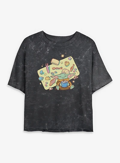 Star Wars: The Mandalorian And Grogu Snack Time Platter Mineral Wash Womens Crop T-Shirt