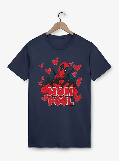 Marvel Deadpool Loves Mom Pool T-Shirt