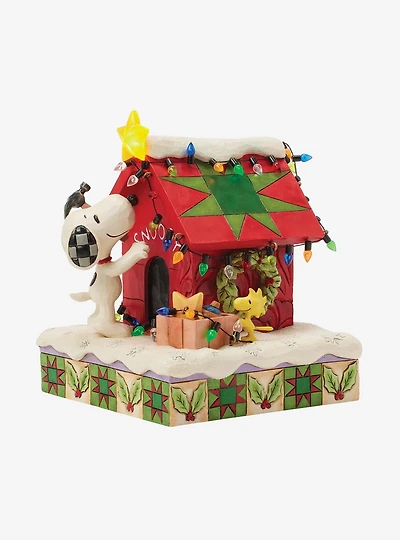 Peanuts Snoopy LED Doghouse Figurine