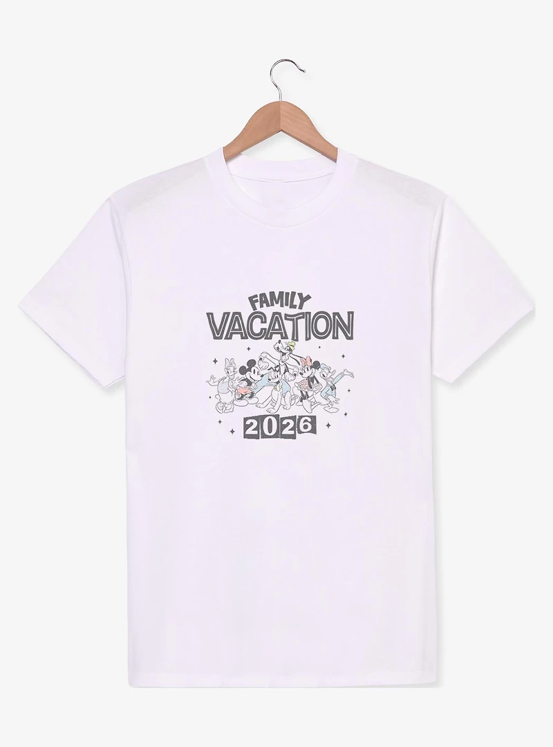 Disney Mickey Mouse & Friends Family Vacation 2026 Stars Womens T-Shirt