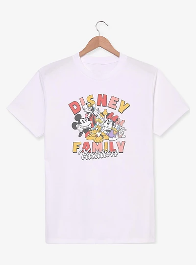 Disney Mickey Mouse & Friends Family Vacation T-Shirt
