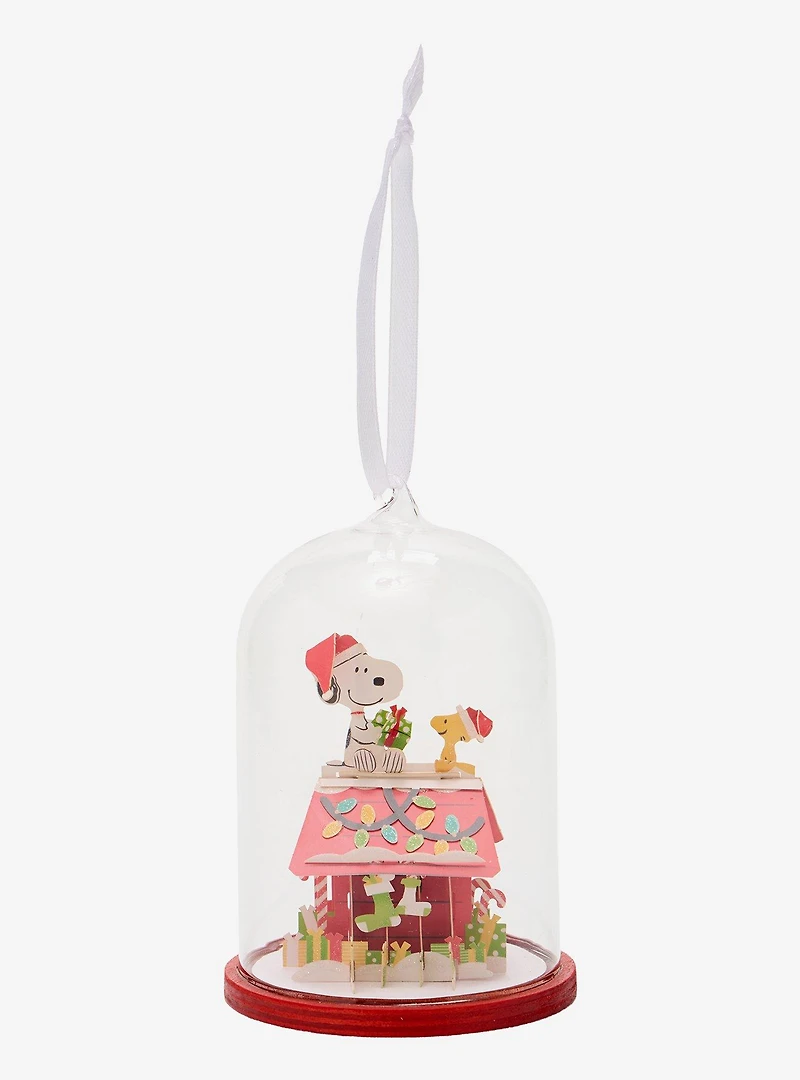 Hallmark Signature Peanuts Snoopy & Woodstock Scene Ornament