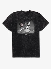 Disney Mickey Mouse Retro Kiss Pop Minnie Mineral Wash T-Shirt