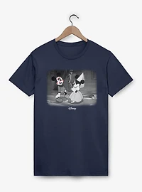 Disney Mickey Mouse Retro Kiss Pop Minnie T-Shirt