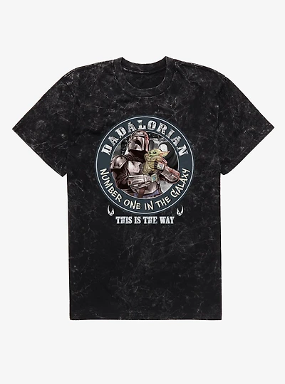 Star Wars The Mandalorian Dadalorian Circle Crest Mineral Wash T-Shirt