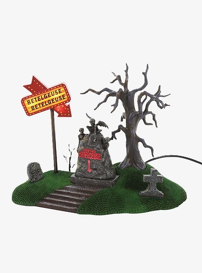 Department 56 Beetlejuice Cemetery Plo Figurine