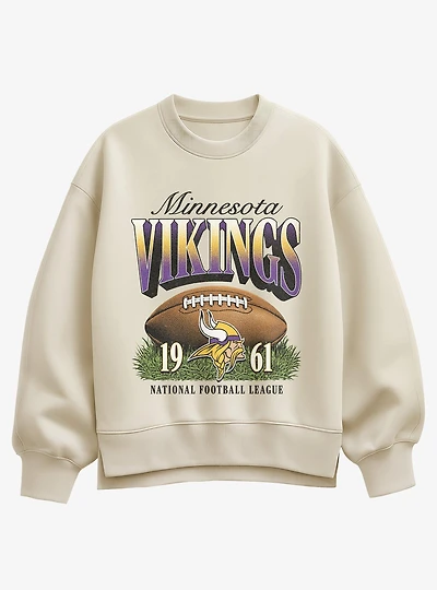 NFL 1961 Minnesota Vikings Sunday Snap Womens Oversized Sweatshirt