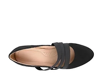Women's Journee Collection Loren Pumps