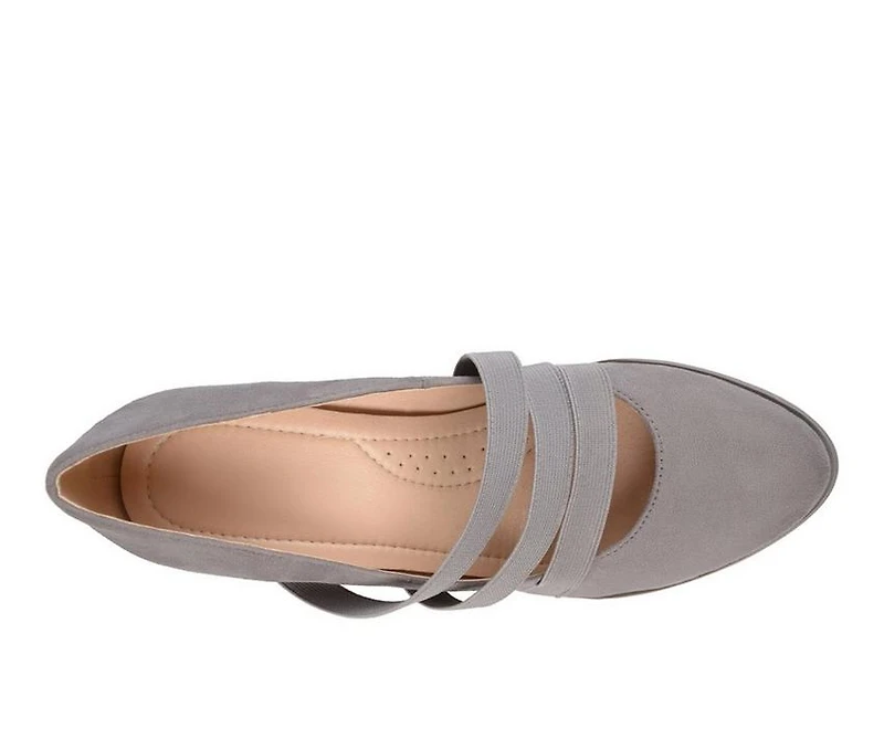 Women's Journee Collection Loren Pumps