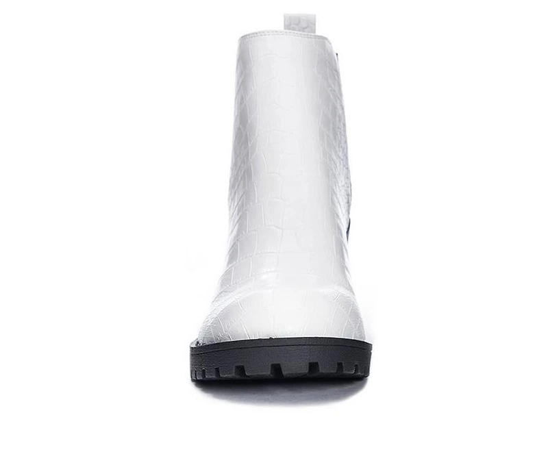 Women's Dirty Laundry Lido Lugged Chelsea Boots