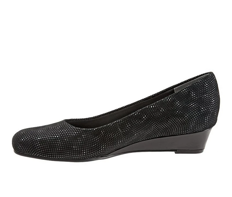 Women's Trotters Lauren Wedges