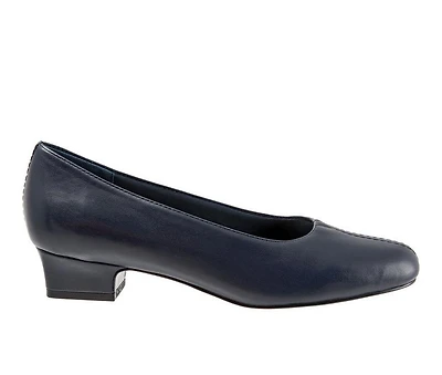 Women's Trotters Doris Pumps