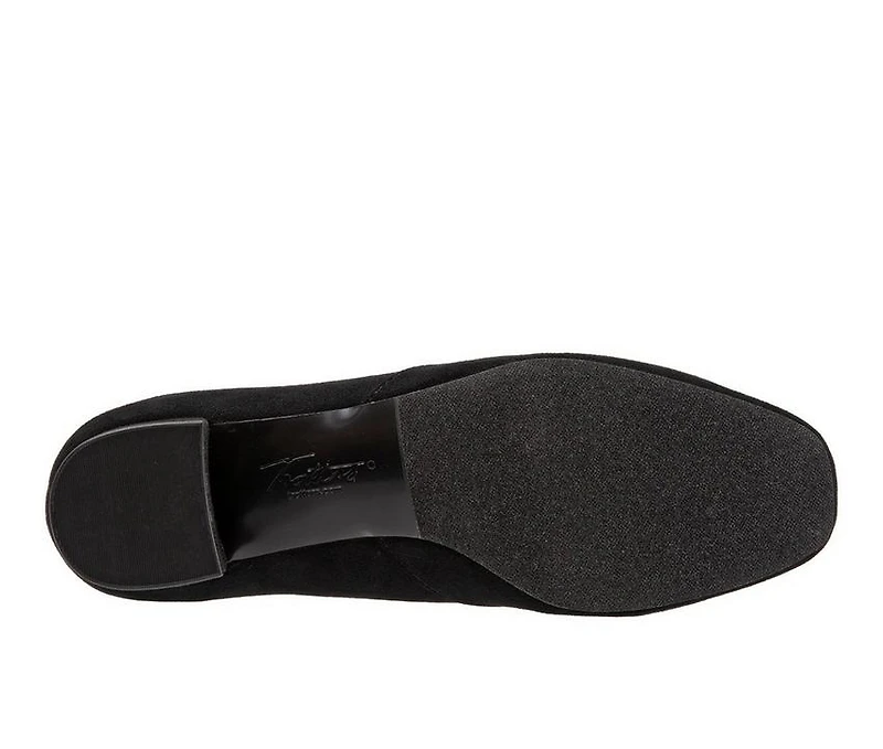 Women's Trotters Delse Pumps