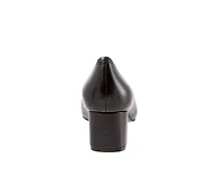 Women's Trotters Kari Pumps