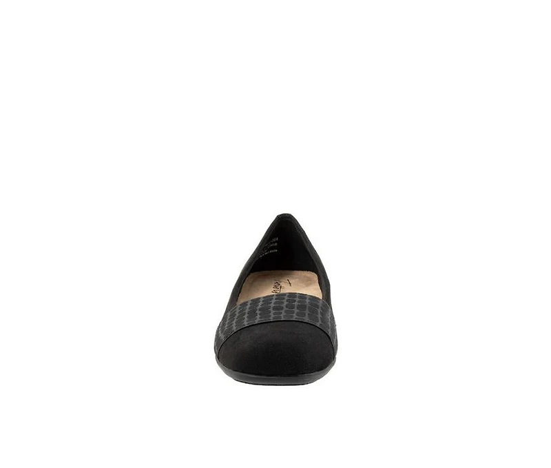 Women's Trotters Samantha Flats