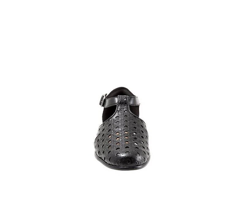 Women's Trotters Leatha Open Weave Flats