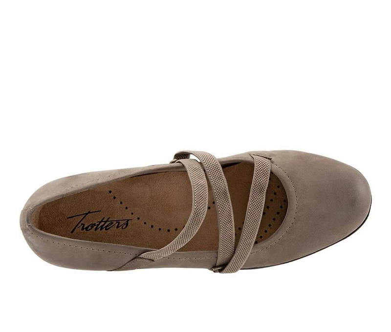 Women's Trotters Della Flats