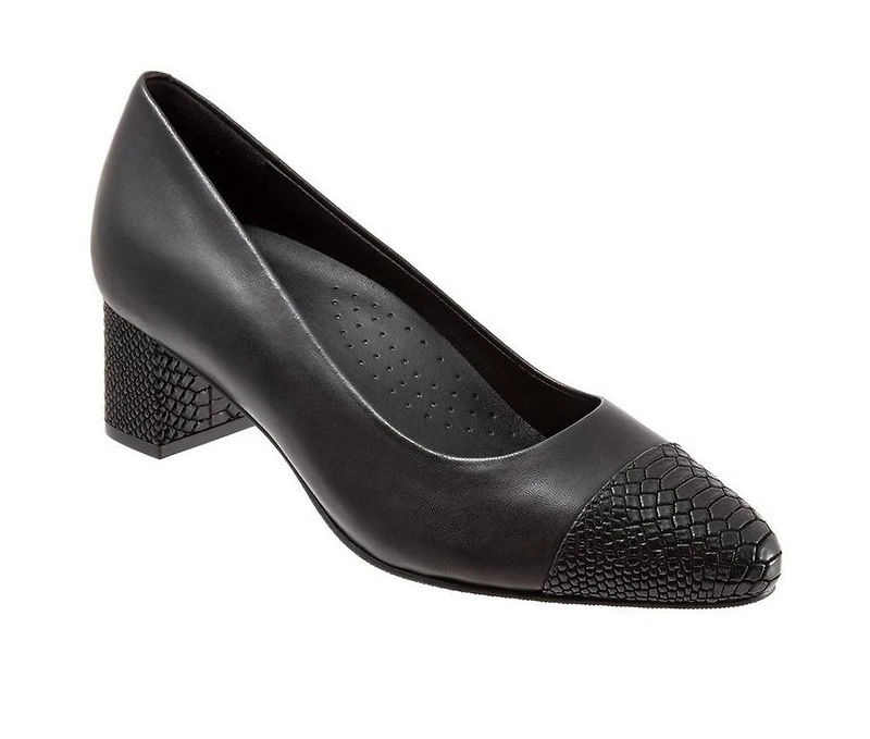 Women's Trotters Kiki Pumps