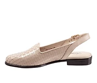 Women's Trotters Lena Flats
