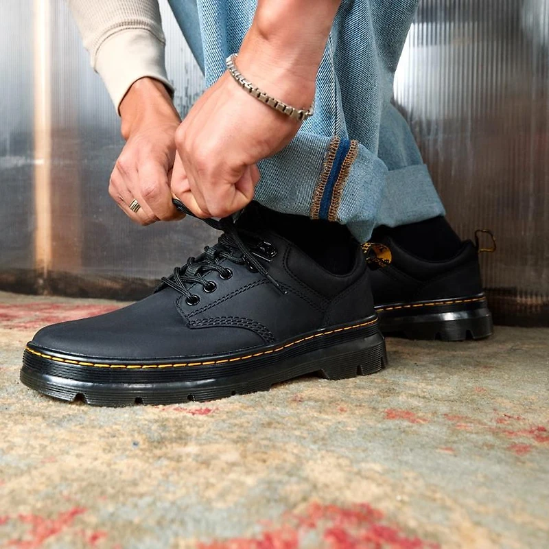 Men's Dr. Martens Reeder Oxfords