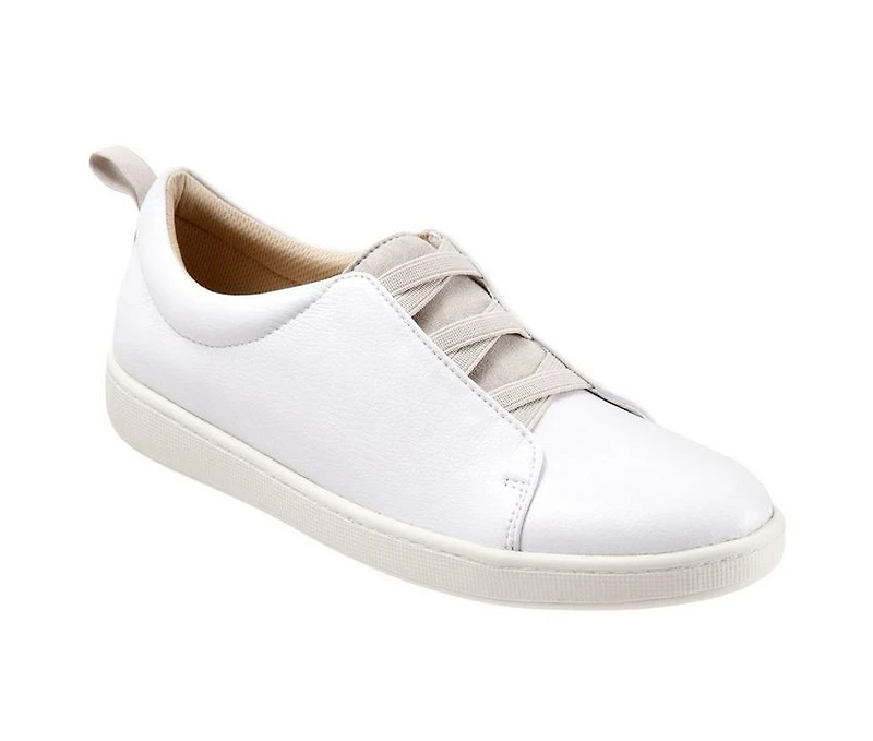 Women's Trotters Avrille Sneakers