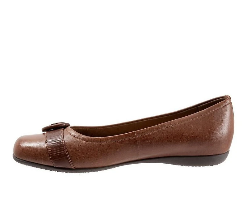 Women's Trotters Sylvia Flats