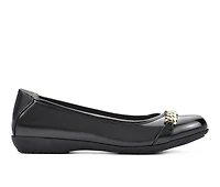 Women's Cliffs by White Mountain Charmed Flats
