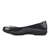 Women's Cliffs by White Mountain Charmed Flats
