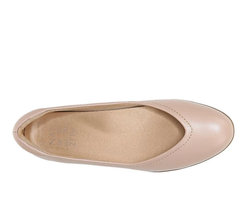 Women's Naturalizer Vivienne Flats