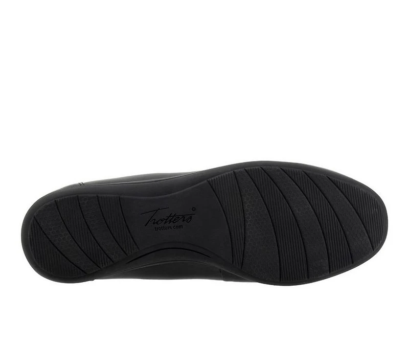 Women's Trotters Deanna Loafers