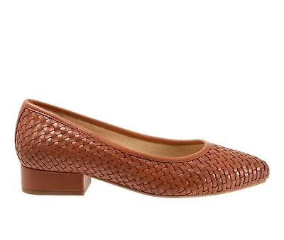 Women's Trotters Jade Pumps