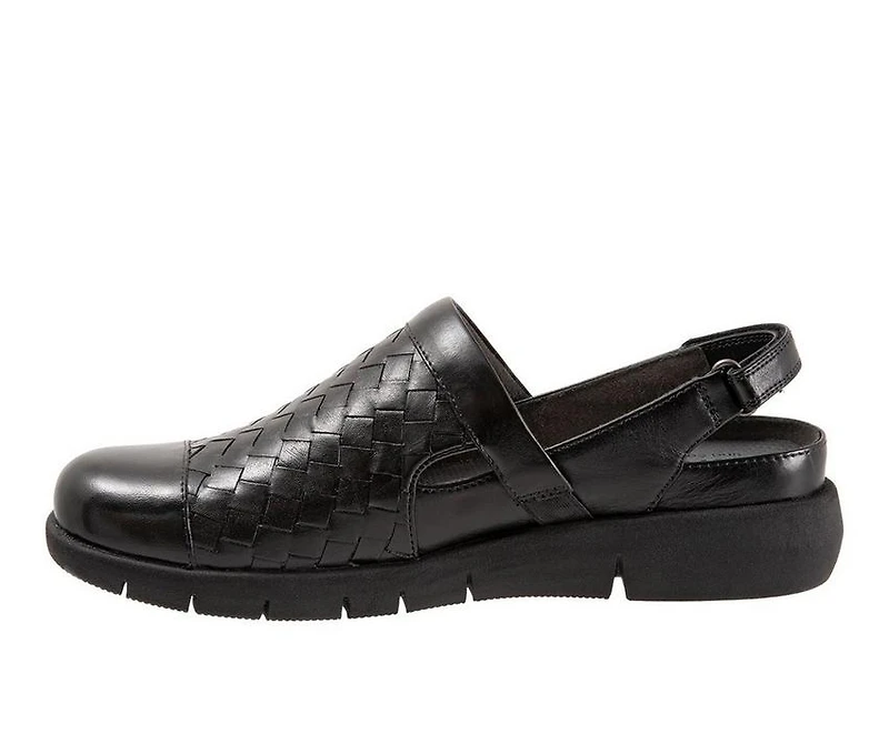Women's Softwalk Salina Woven II Clog