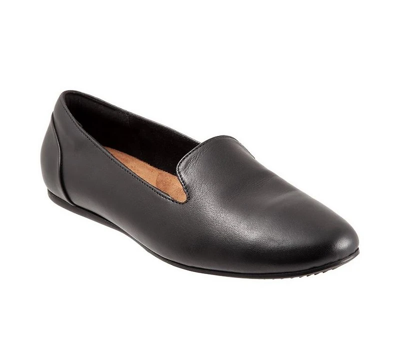 Women's Softwalk Shelby Flats