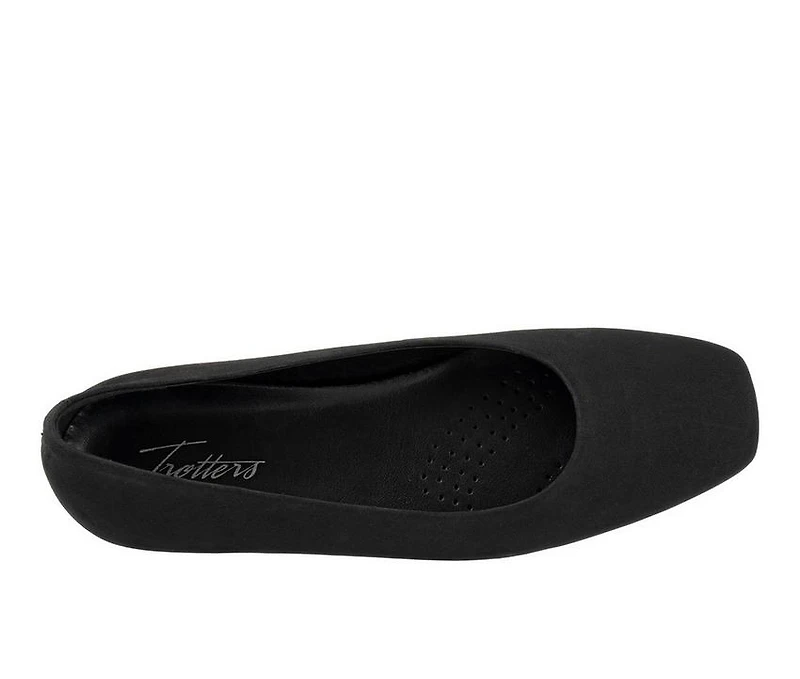 Women's Trotters Honor Flats