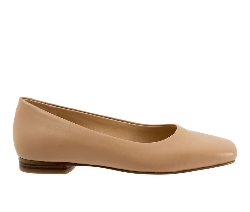 Women's Trotters Honor Flats