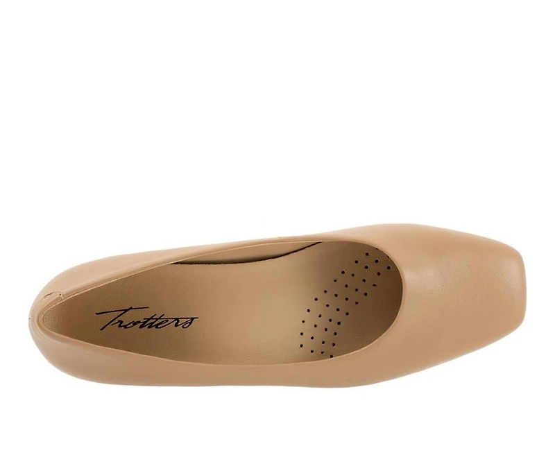 Women's Trotters Honor Flats
