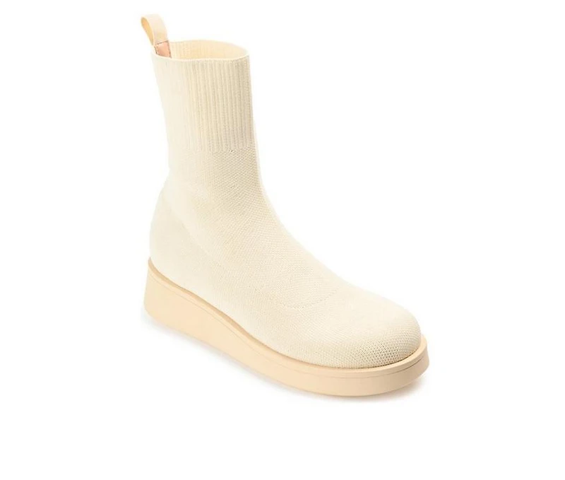Women's Journee Collection Ebby Booties