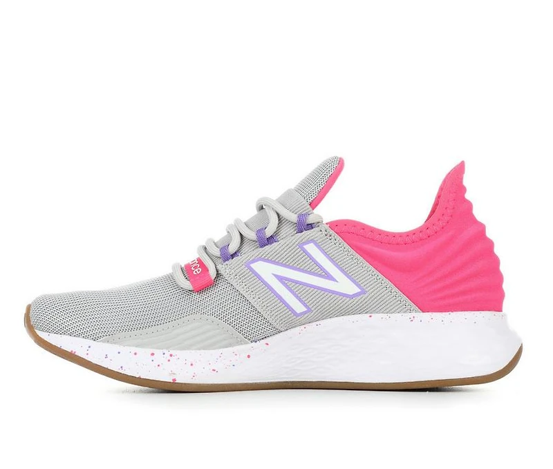 Girls' New Balance Big Kid Roav V1 Running Shoes