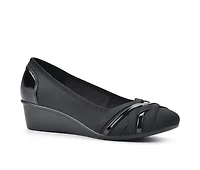 Women's Cliffs by White Mountain Bowie Wedge