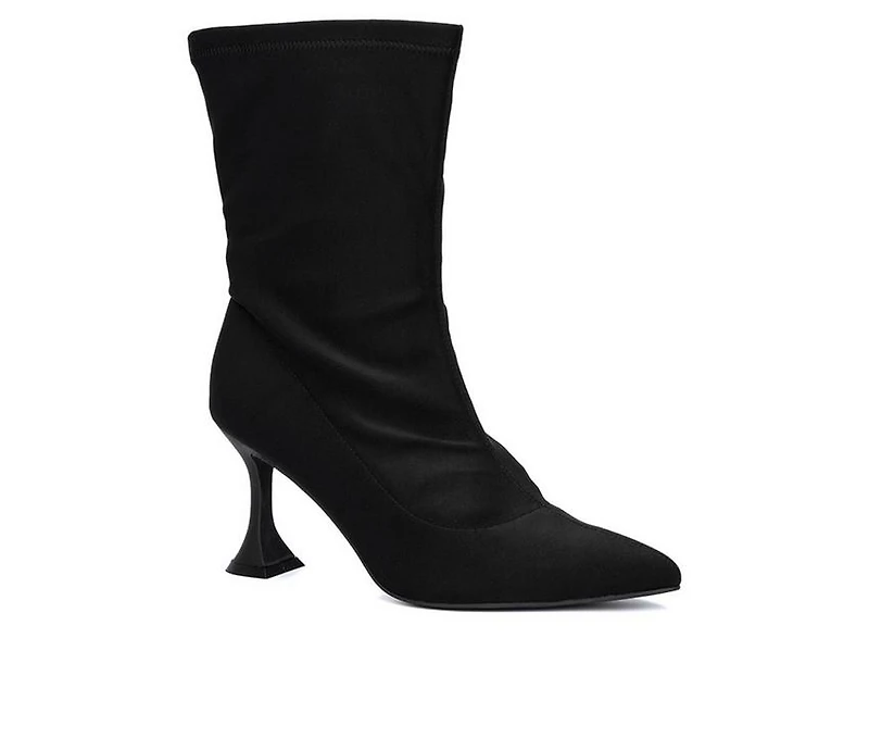 Women's Fashion to Figure Kia Wide Width Heeled Booties