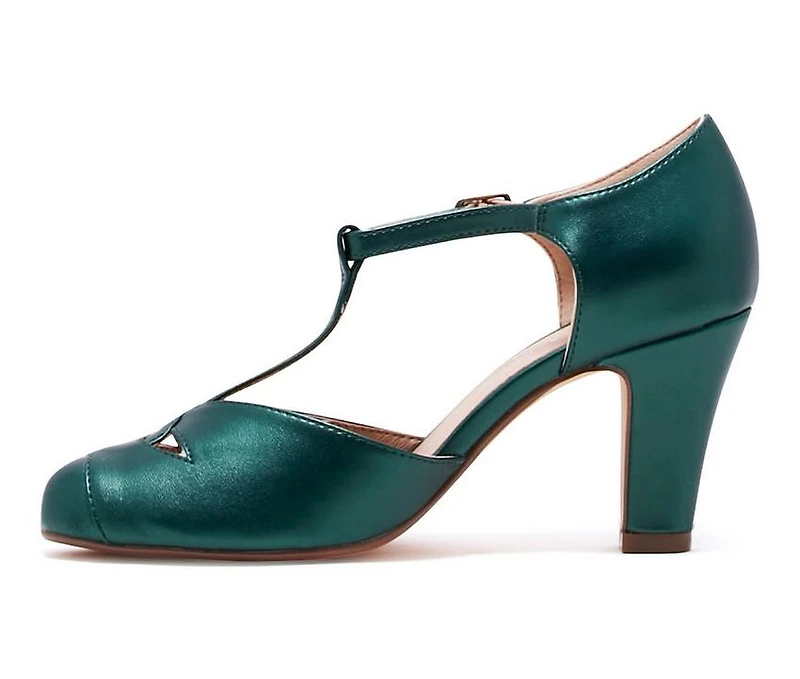 Women's Chelsea Crew Glinda Pumps