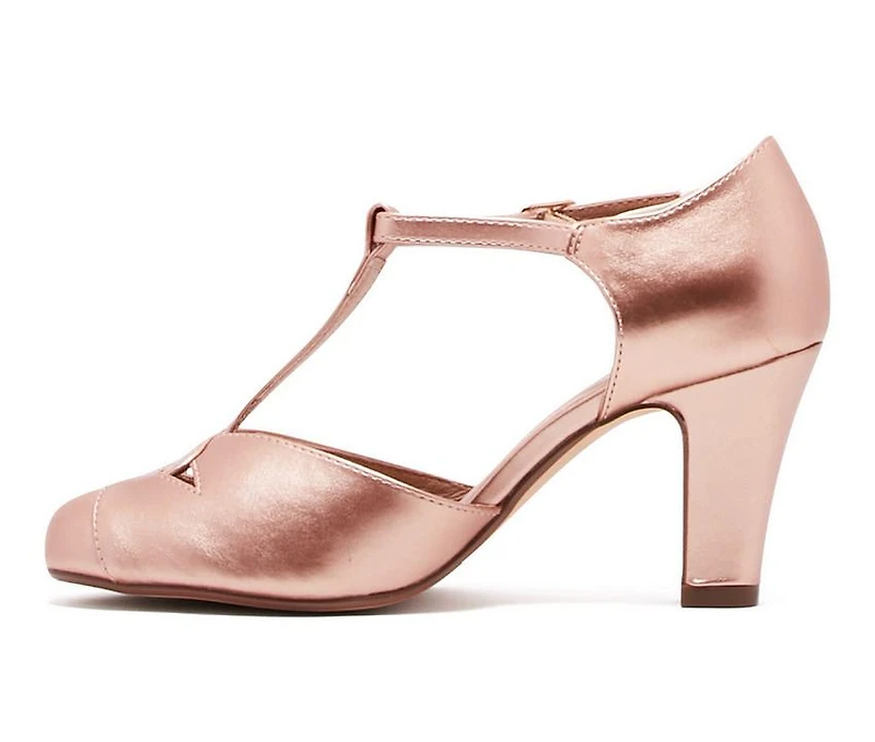 Women's Chelsea Crew Glinda Pumps