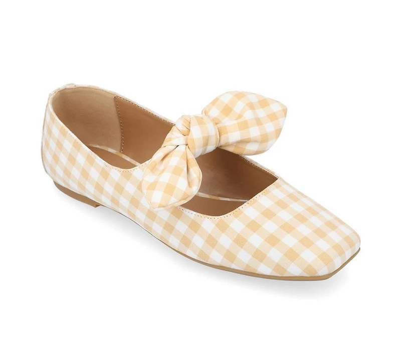 Women's Journee Collection Seralinn Flats