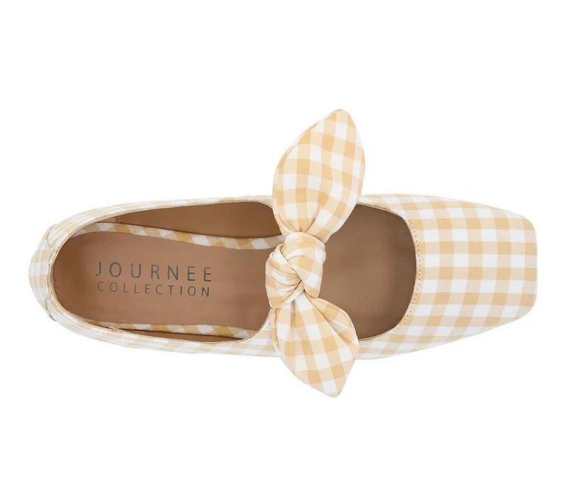 Women's Journee Collection Seralinn Flats
