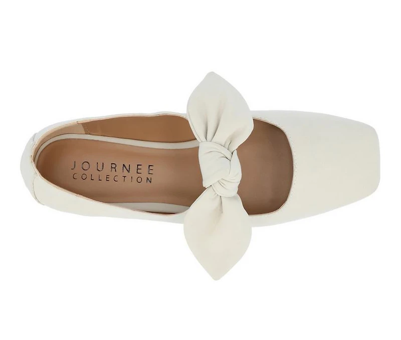 Women's Journee Collection Seralinn Flats