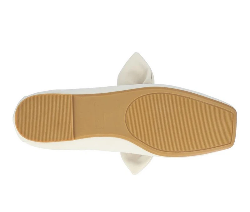 Women's Journee Collection Seralinn Flats